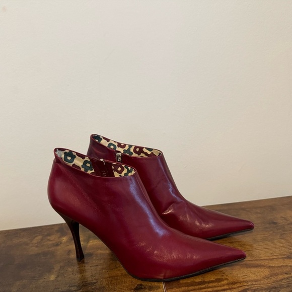 Gucci Authentic Burgundy Pointy Boots Size 10b - Picture 2 of 7